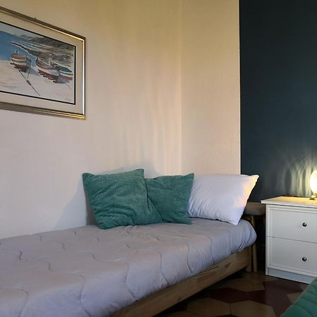 Bed and Breakfast Zia Chiarina San Nicolo Gerrei Номер фото