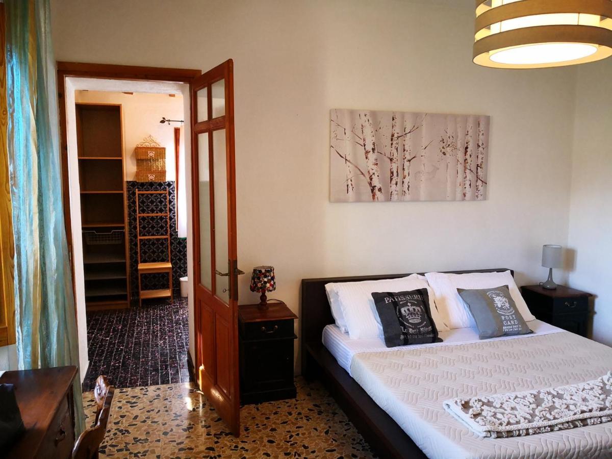 Bed and Breakfast Zia Chiarina San Nicolo Gerrei Экстерьер фото